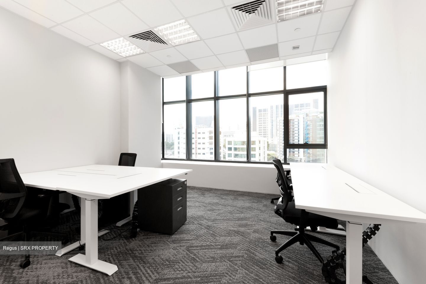 Zhongshan Mall (D12), Office #504849391